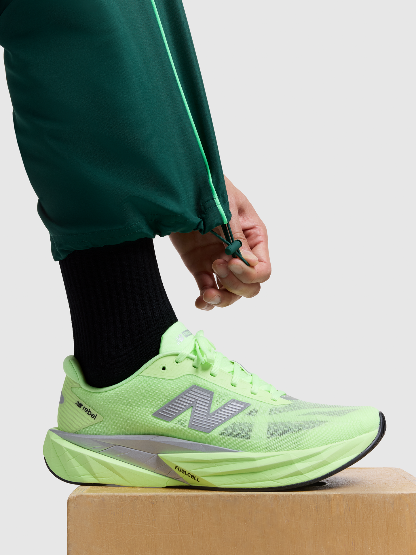 Men's Woven Track Pant